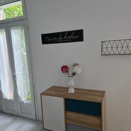 Appartement Lumineux Rdc, 4 Personnes, T2 Avec Petit Balcon La Bourboule