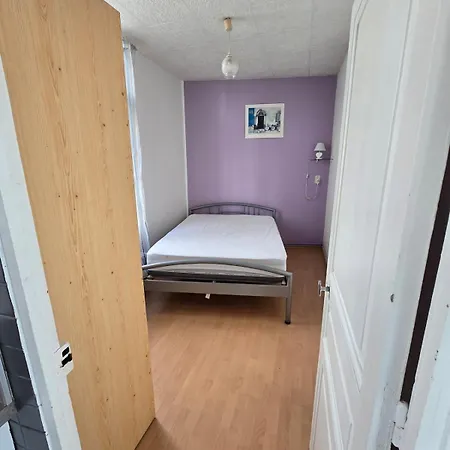 Lumineux Rdc, 4 Personnes, T2 Avec Petit Balcon Appartement